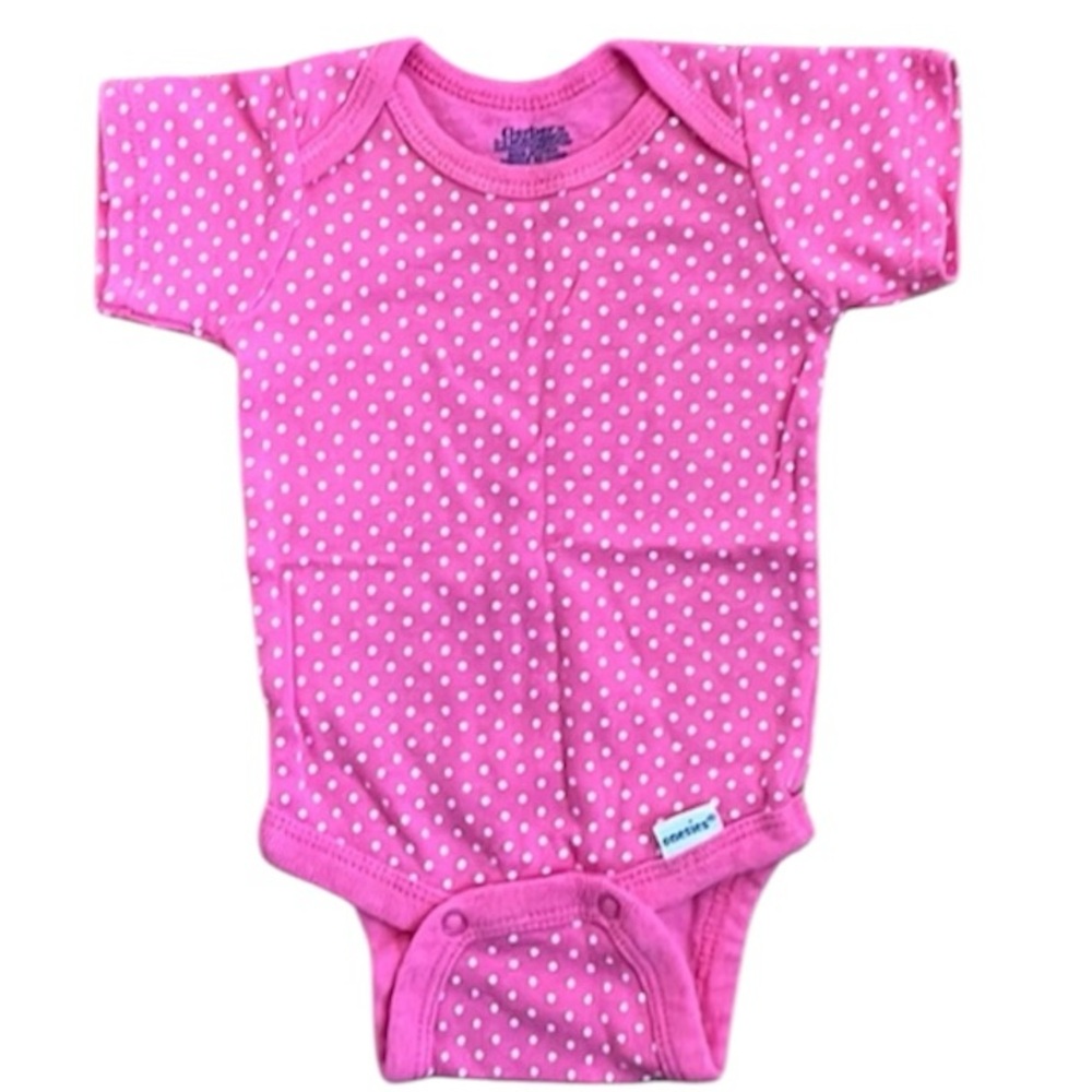 🔴Pink polkadotted onesie. Size 0-3 months